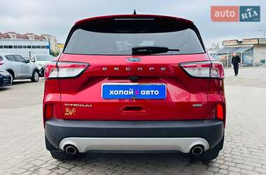 Внедорожник / Кроссовер Ford Escape 2020 в 