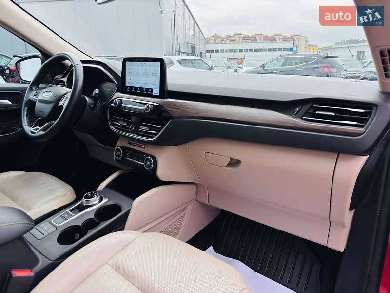 Внедорожник / Кроссовер Ford Escape 2020 в Львове