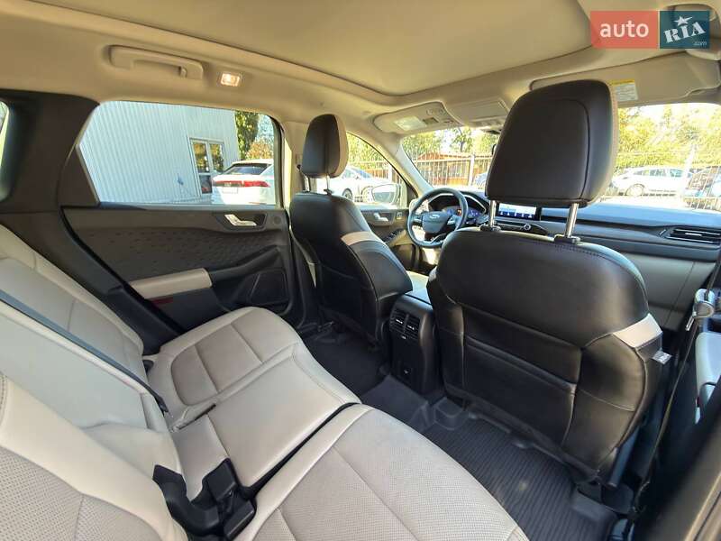 Внедорожник / Кроссовер Ford Escape 2020 в Киеве фото 35 Внедорожник / Кроссовер Ford Escape 2020 в Киеве