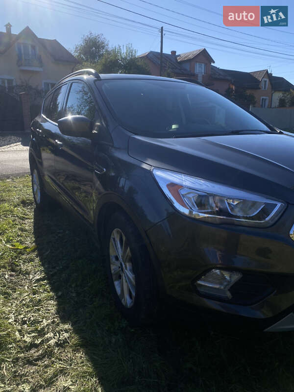 Внедорожник / Кроссовер Ford Escape 2017 в Львове фото 3 Внедорожник / Кроссовер Ford Escape 2017 в Львове