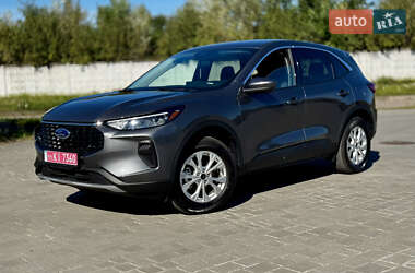 Ford Escape 2024