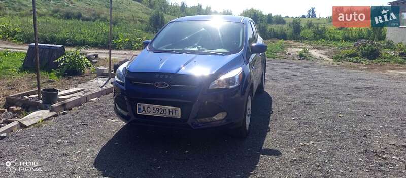 Внедорожник / Кроссовер Ford Escape 2014 в Горохове
