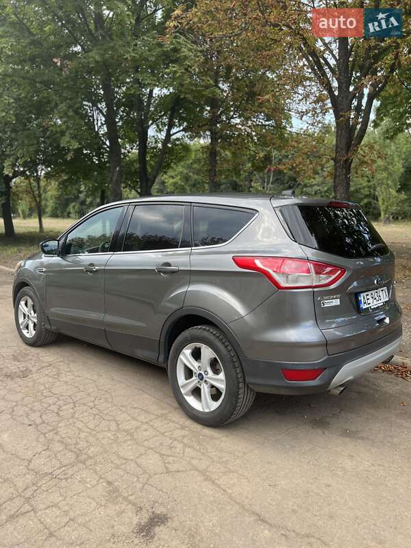 Позашляховик / Кросовер Ford Escape 2014 в Лозовій