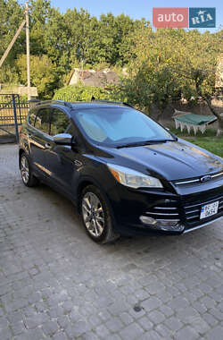 Внедорожник / Кроссовер Ford Escape 2015 в 