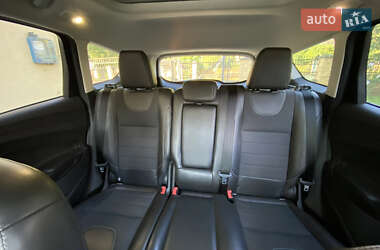 Внедорожник / Кроссовер Ford Escape 2015 в 