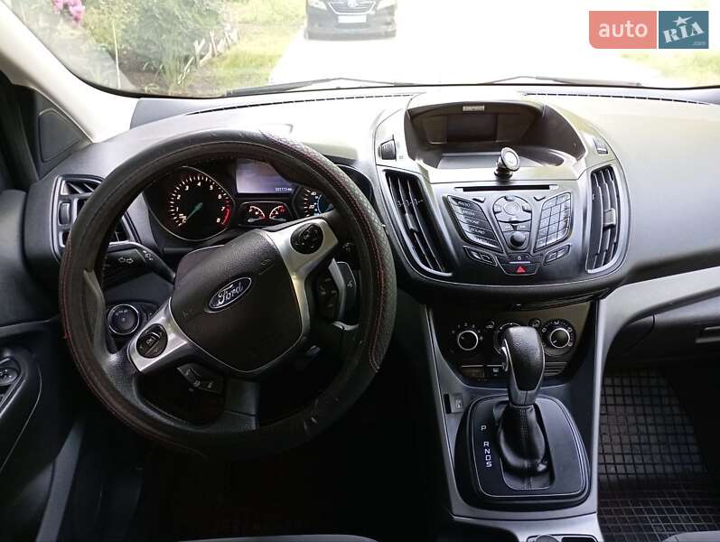Внедорожник / Кроссовер Ford Escape 2014 в Кривом Роге фото 6 Внедорожник / Кроссовер Ford Escape 2014 в Кривом Роге