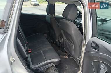 Внедорожник / Кроссовер Ford Escape 2014 в 