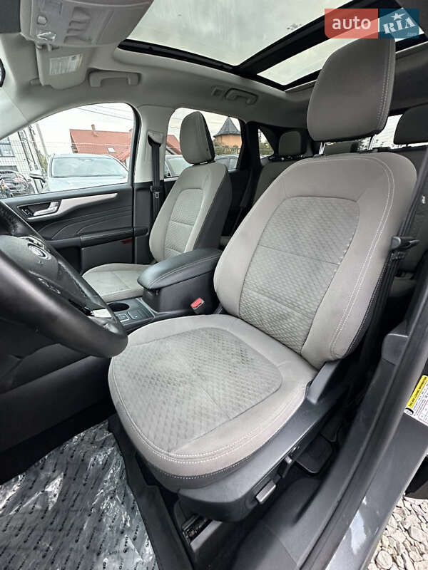 Внедорожник / Кроссовер Ford Escape 2021 в Ивано-Франковске