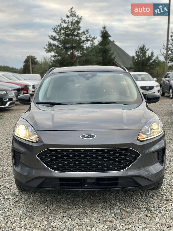 Внедорожник / Кроссовер Ford Escape 2021 в Ивано-Франковске