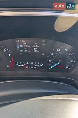 Внедорожник / Кроссовер Ford Escape 2019 в 