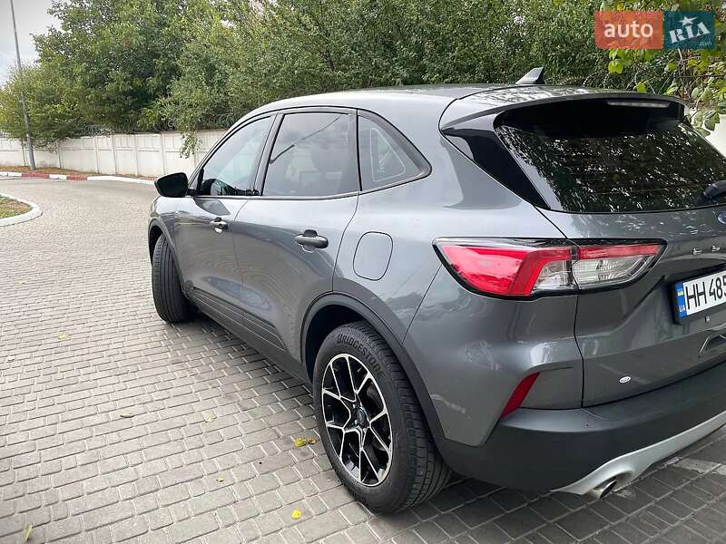 Внедорожник / Кроссовер Ford Escape 2021 в Одессе
