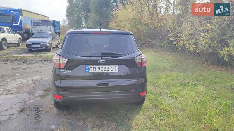 Внедорожник / Кроссовер Ford Escape 2017 в Чернигове