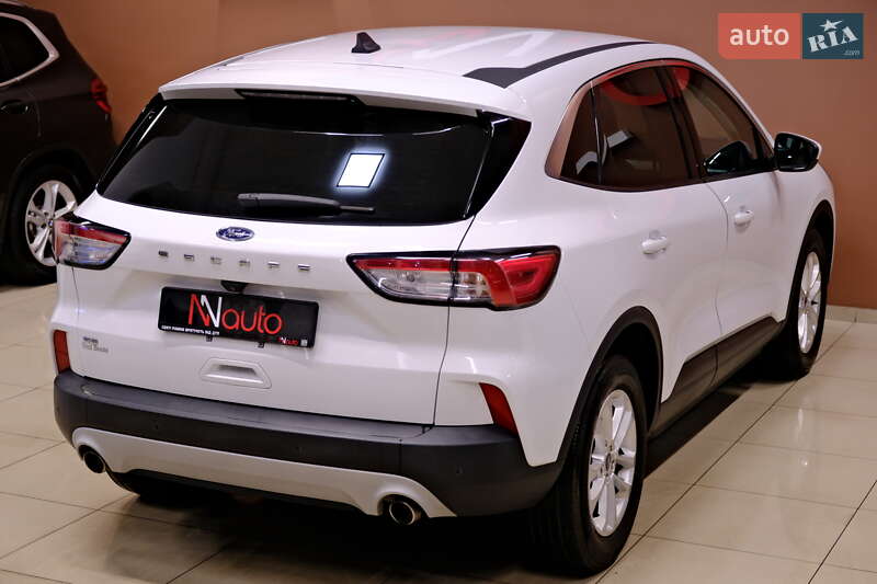 Внедорожник / Кроссовер Ford Escape 2021 в Одессе