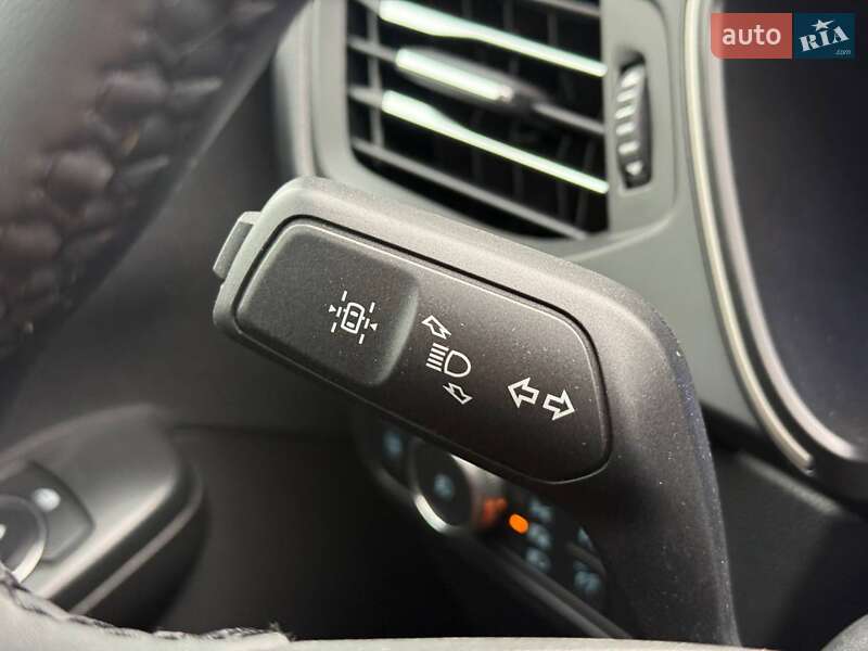 Внедорожник / Кроссовер Ford Escape 2021 в Ровно