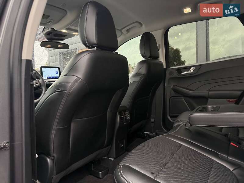 Внедорожник / Кроссовер Ford Escape 2021 в Ровно