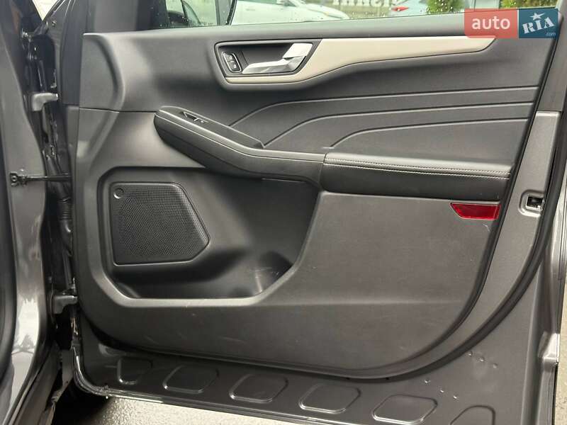 Внедорожник / Кроссовер Ford Escape 2021 в Ровно
