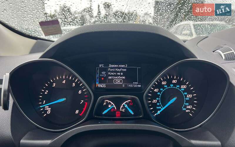 Внедорожник / Кроссовер Ford Escape 2015 в Ивано-Франковске