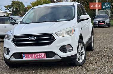 Внедорожник / Кроссовер Ford Escape 2017 в 