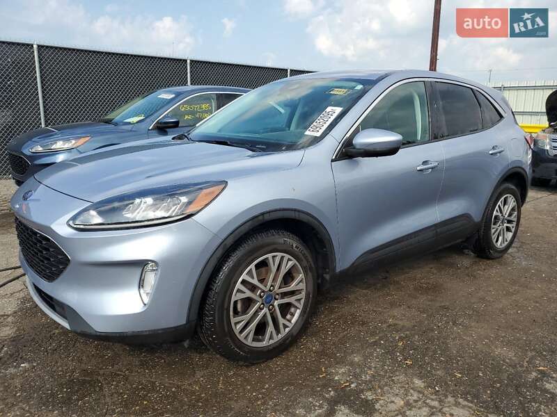 Внедорожник / Кроссовер Ford Escape 2022 в 