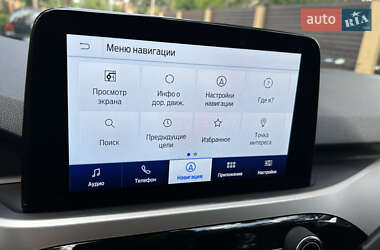 Позашляховик / Кросовер Ford Escape 2022 в 