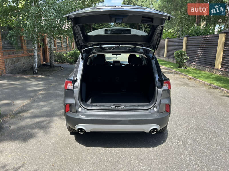 Внедорожник / Кроссовер Ford Escape 2022 в Киеве
