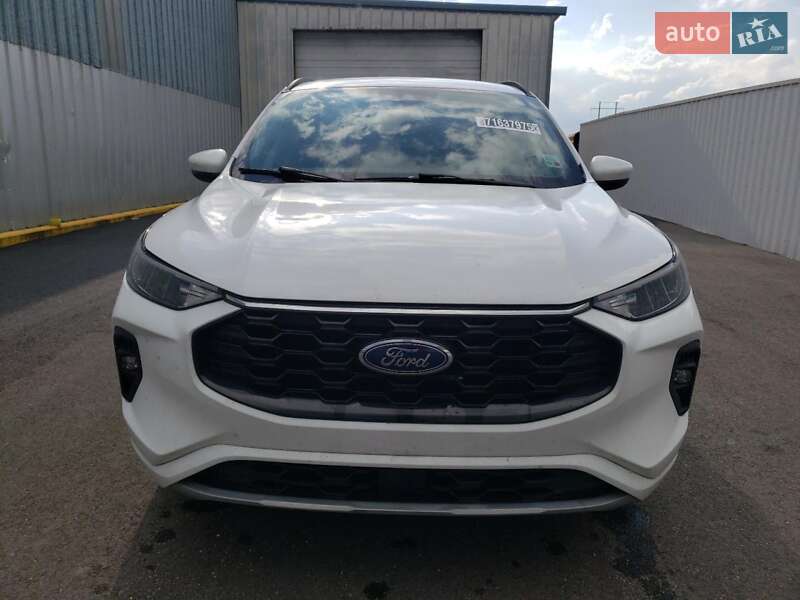 Внедорожник / Кроссовер Ford Escape 2023 в Днепре
