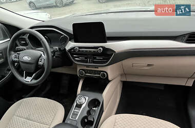 Внедорожник / Кроссовер Ford Escape 2022 в 
