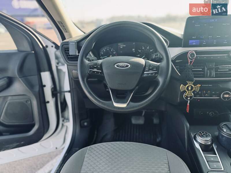 Внедорожник / Кроссовер Ford Escape 2020 в Дубно