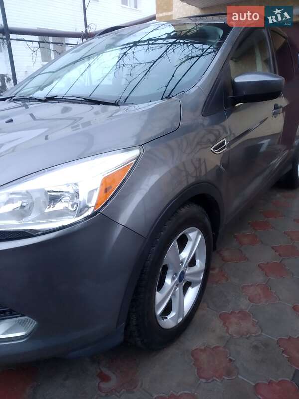 Внедорожник / Кроссовер Ford Escape 2014 в Тернополе