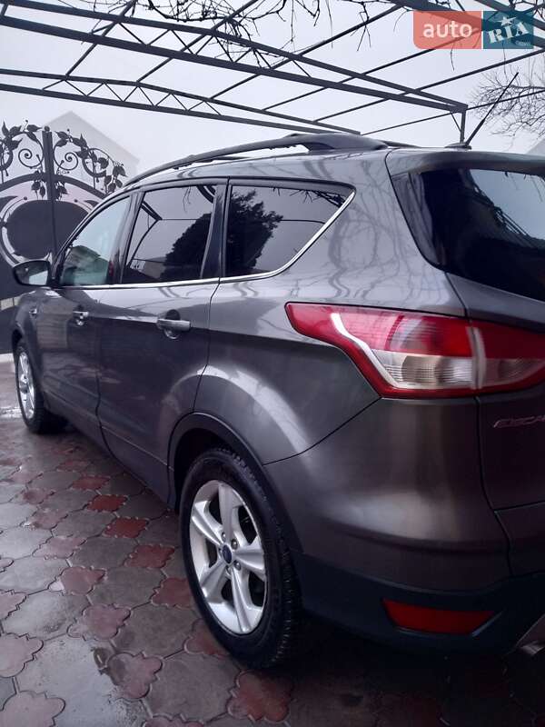 Внедорожник / Кроссовер Ford Escape 2014 в Тернополе