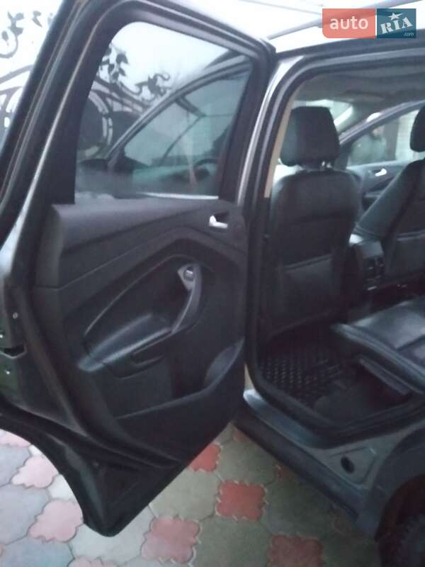 Внедорожник / Кроссовер Ford Escape 2014 в Тернополе
