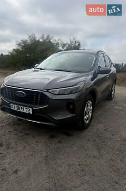 Позашляховик / Кросовер Ford Escape 2024 в Десні