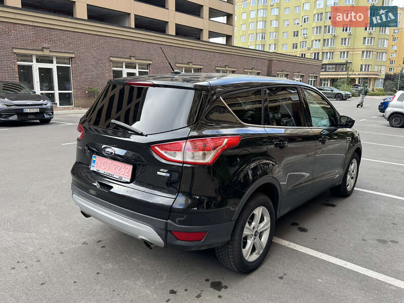 Внедорожник / Кроссовер Ford Escape 2014 в Киеве