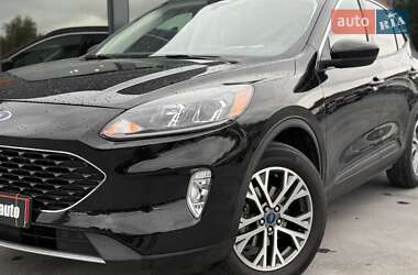 Внедорожник / Кроссовер Ford Escape 2022 в 