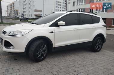 Внедорожник / Кроссовер Ford Escape 2013 в 