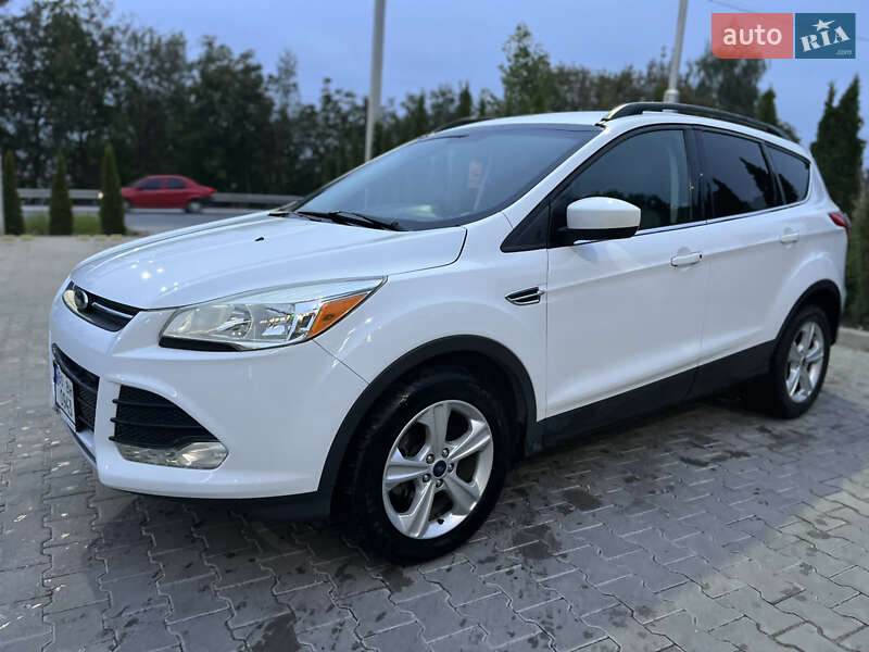 Внедорожник / Кроссовер Ford Escape 2016 в Тернополе