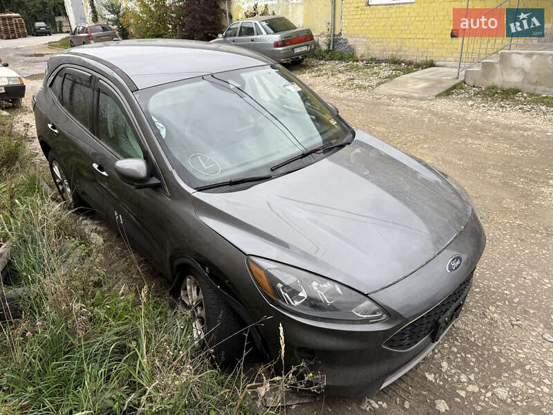 Позашляховик / Кросовер Ford Escape 2021 в Тернополі
