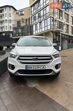 Внедорожник / Кроссовер Ford Escape 2018 в Черновцах