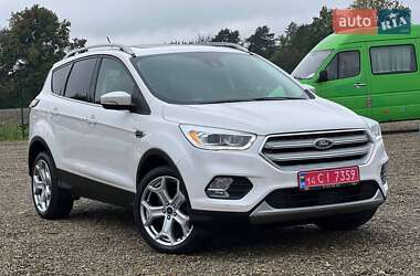 Внедорожник / Кроссовер Ford Escape 2018 в Стрые
