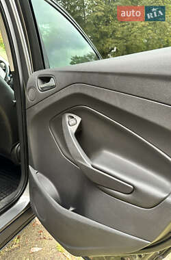 Внедорожник / Кроссовер Ford Escape 2013 в 