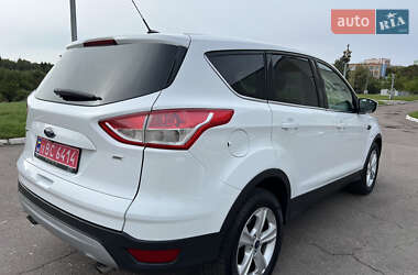 Внедорожник / Кроссовер Ford Escape 2015 в 