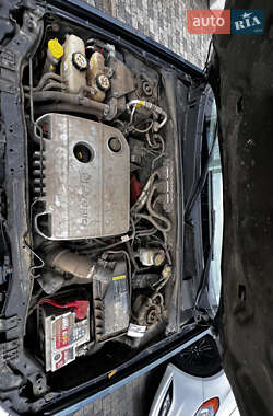 Позашляховик / Кросовер Ford Escape 2010 в 