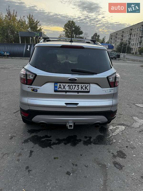 Внедорожник / Кроссовер Ford Escape 2018 в Славянске