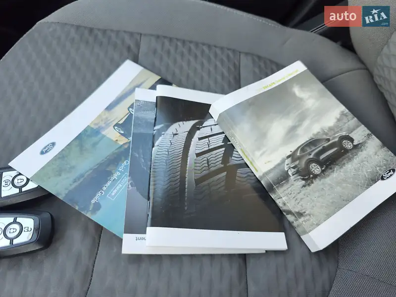 Позашляховик / Кросовер Ford Escape 2021 в Стрию документ