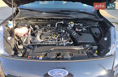 Внедорожник / Кроссовер Ford Escape 2021 в 