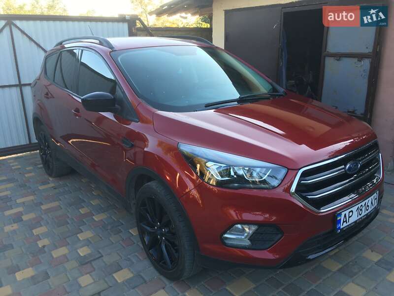 Внедорожник / Кроссовер Ford Escape 2019 в Запорожье
