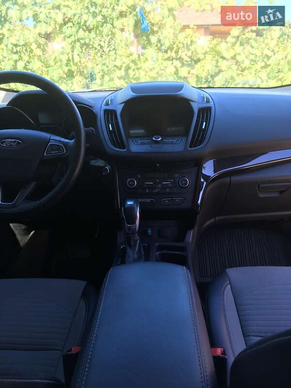 Внедорожник / Кроссовер Ford Escape 2019 в Запорожье