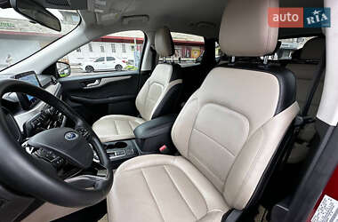 Внедорожник / Кроссовер Ford Escape 2022 в 