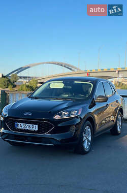 Позашляховик / Кросовер Ford Escape 2022 в Києві