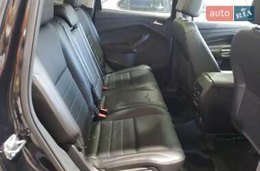 Внедорожник / Кроссовер Ford Escape 2015 в 